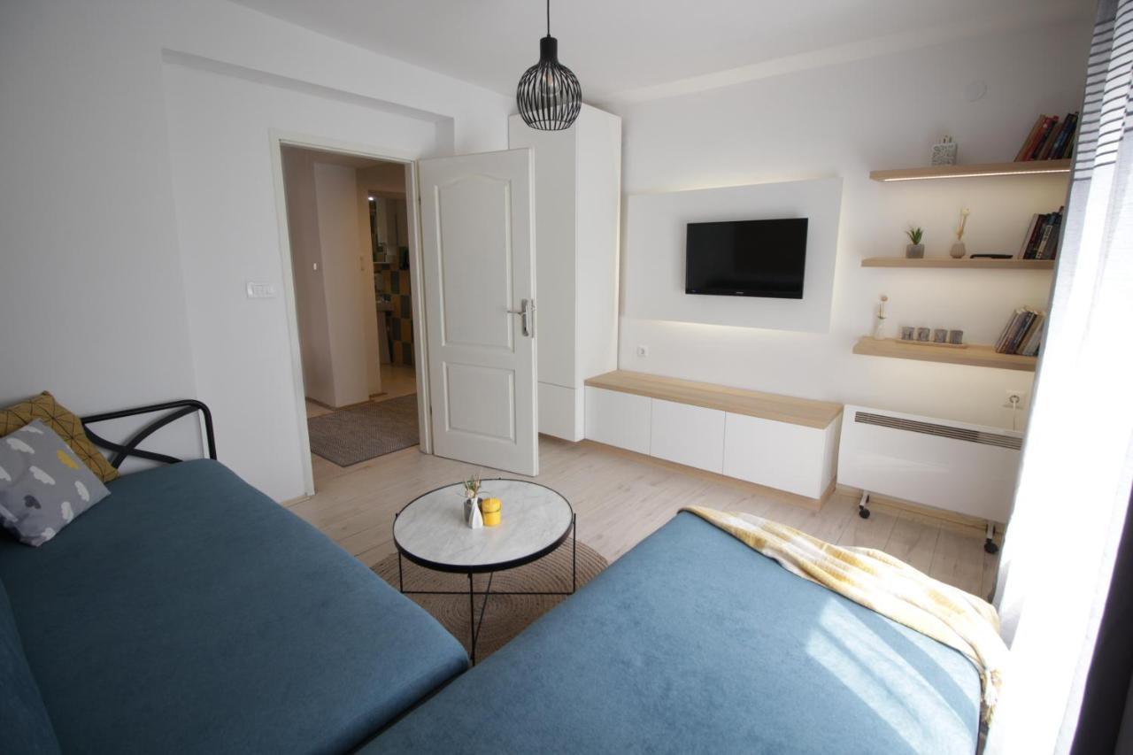 La Paloma Blanca Apartment ทูซลา ภายนอก รูปภาพ