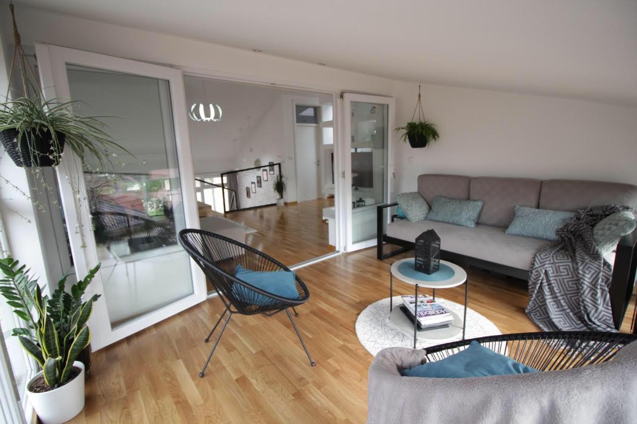 La Paloma Blanca Apartment ทูซลา ภายนอก รูปภาพ