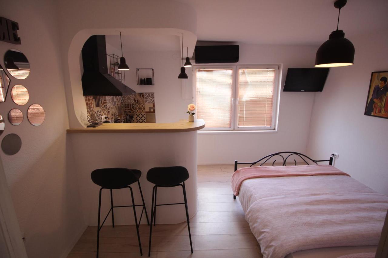 La Paloma Blanca Apartment ทูซลา ภายนอก รูปภาพ