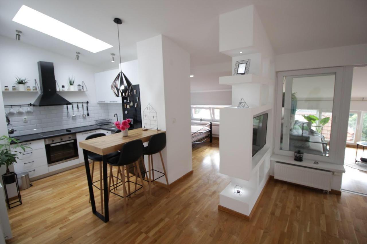 La Paloma Blanca Apartment ทูซลา ภายนอก รูปภาพ